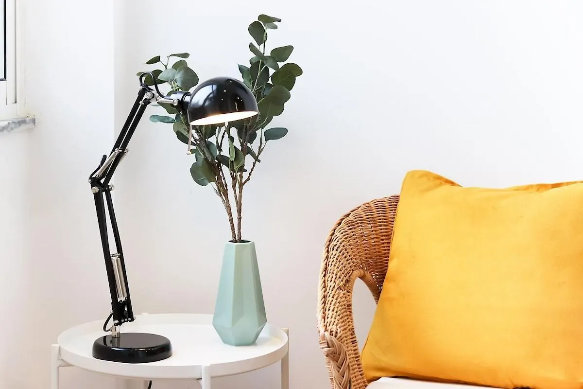 Lisbon Typical 2 Charming Flat By Homeful Homes